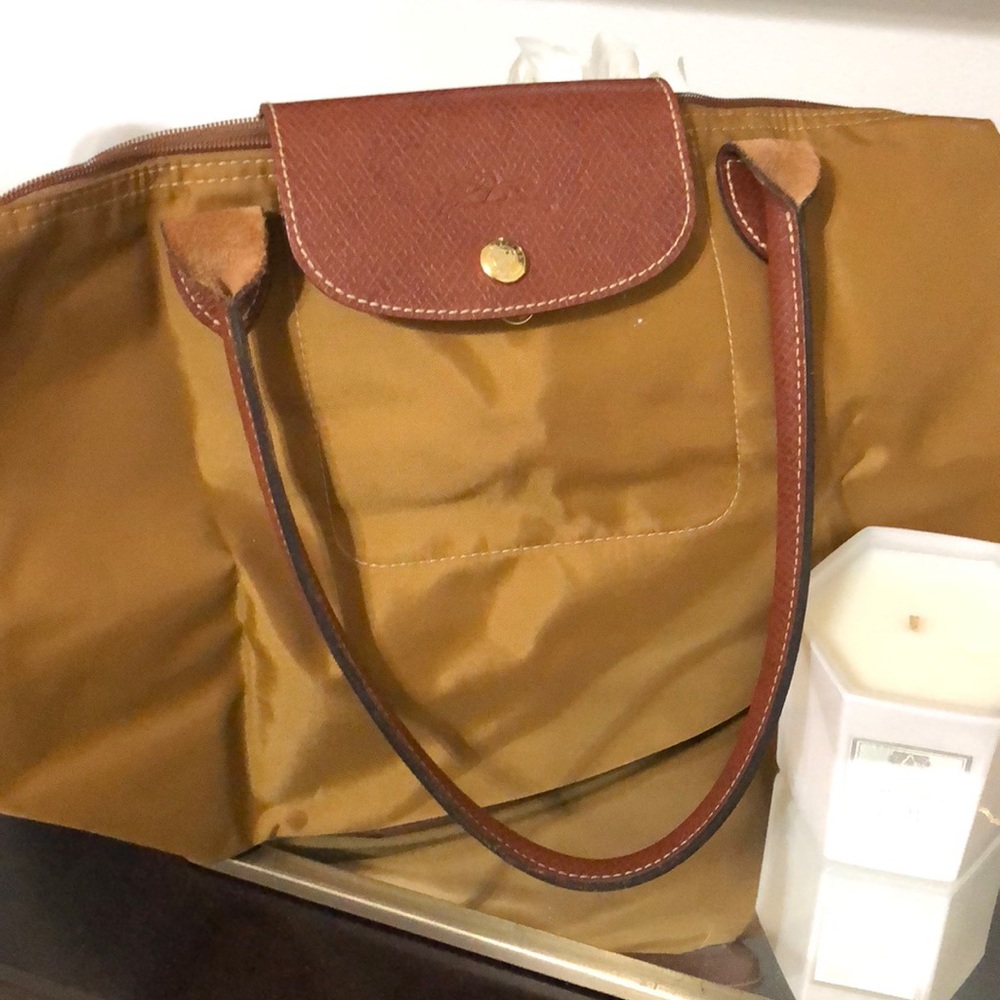 Longchamp medium Tote